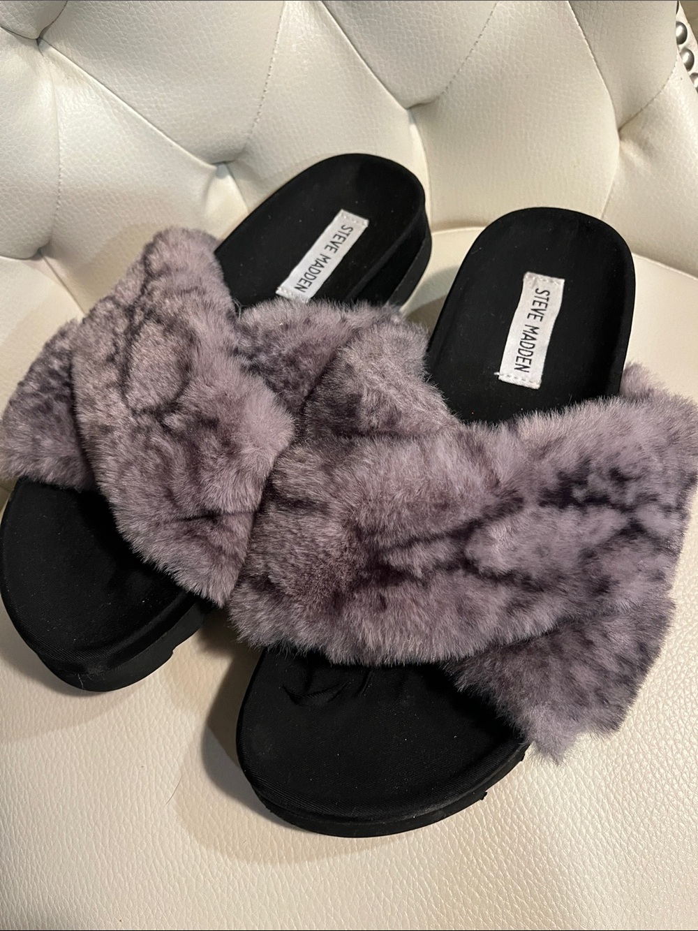 Steve Madden Plush Crossband Slide Sandals Lavender Gray Faux Fur Size 8